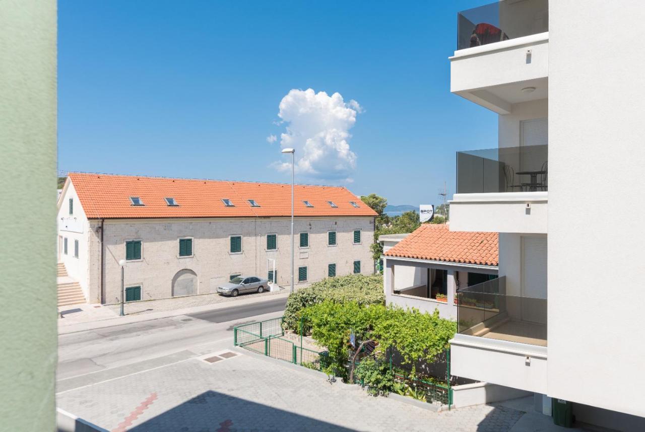 East Side Deluxe Suite Makarska Esterno foto