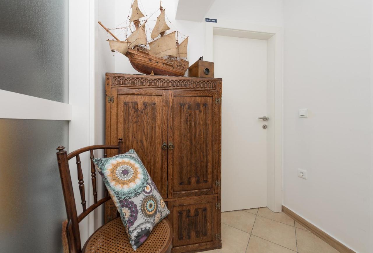 East Side Deluxe Suite Makarska Esterno foto
